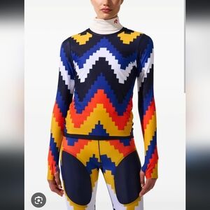 Perfect Moment Chevron Base Layer Top Midnight Blue